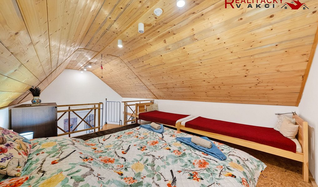 Prodej ubytovacího objektu 291 m², Nový Přerov – náhled fotky 27