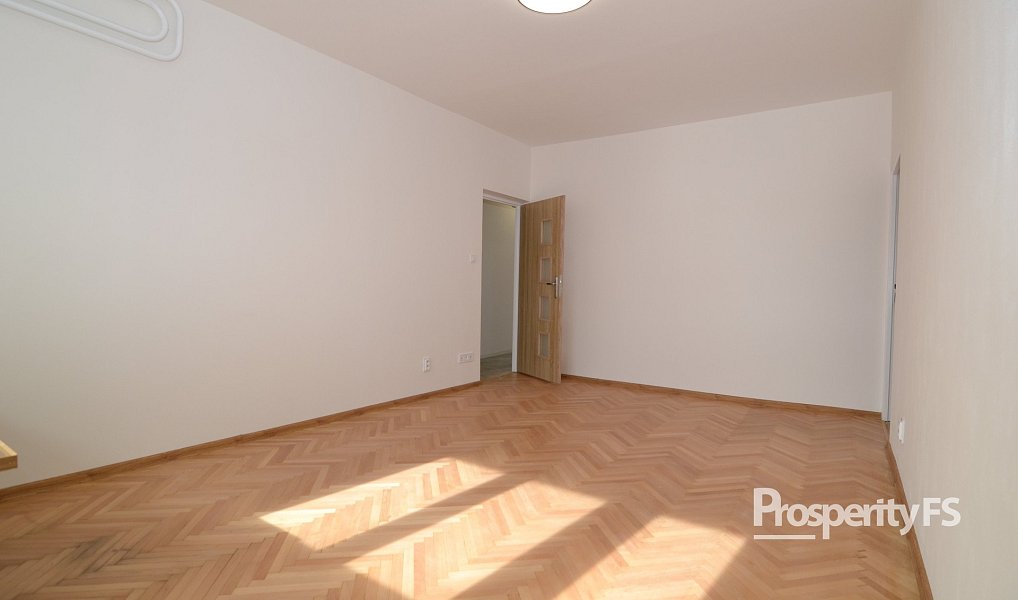Pronájem bytu 3+1 72 m², Teplice – náhled fotky 8