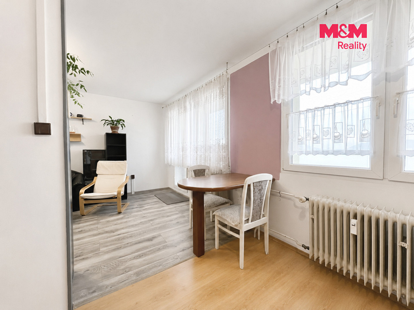 Pronájem bytu 1+1 42 m² – fotografie 2