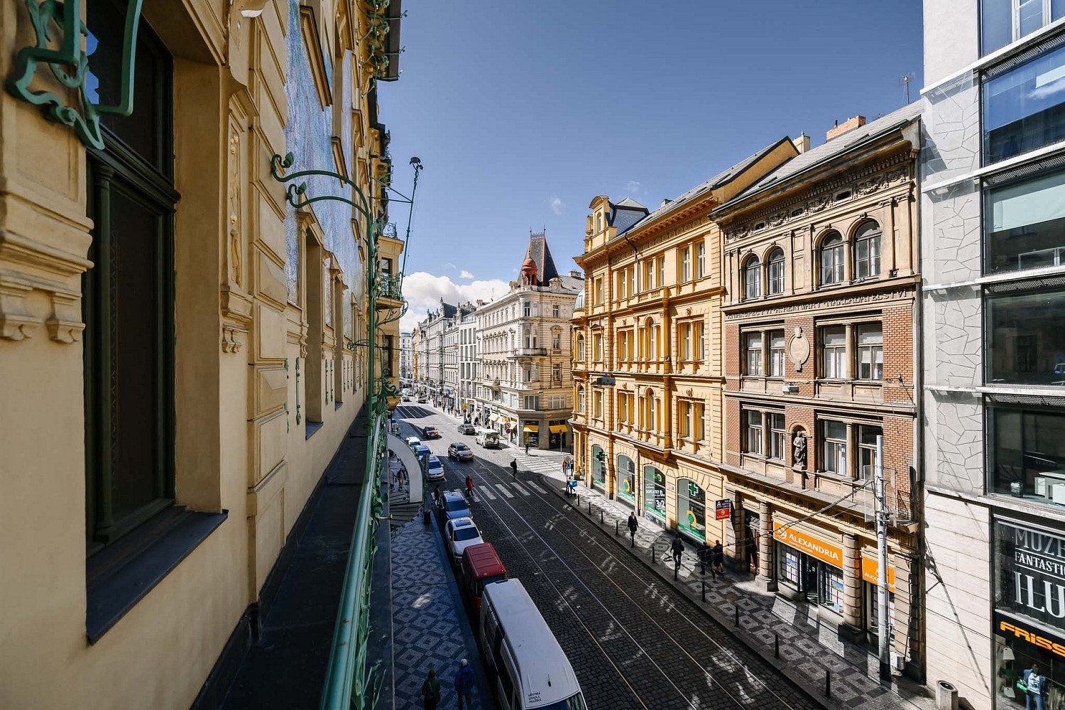 Pronájem kanceláře 56 m² — photo 2