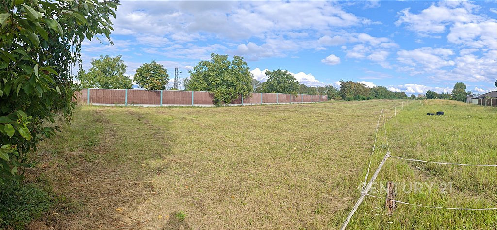 Prodej stavebního pozemku 2 237 m² – pohled 6