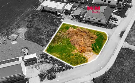 Prodej stavebního pozemku 820 m², Lišov, okres České Budějovice