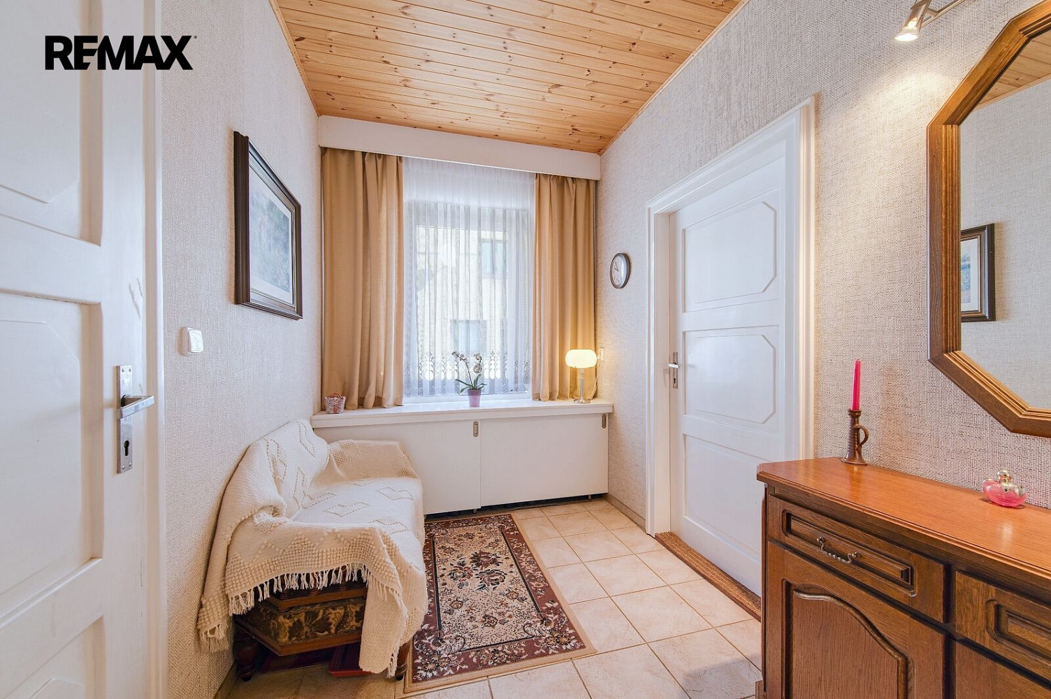 Prodej domu 204 m² s pozemkem 150 m² – fotografie 3