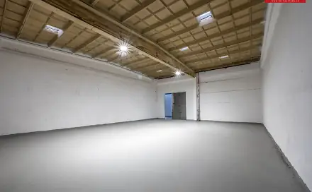 Pronájem skladovacích prostor 360 m², Kladruby nad Labem, okres Pardubice