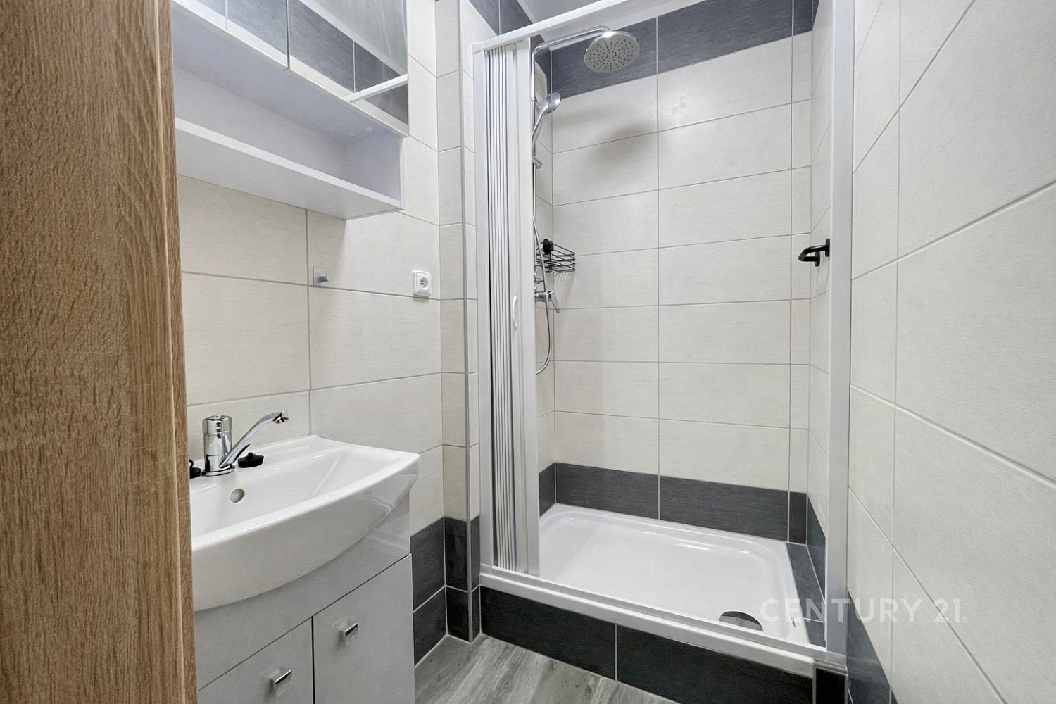 Pronájem bytu 2+kk 42 m² — photo 4