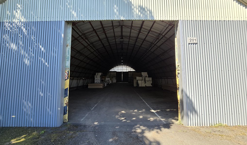 Pronájem skladovacích prostor 180 m², Zlín – náhled fotky 3