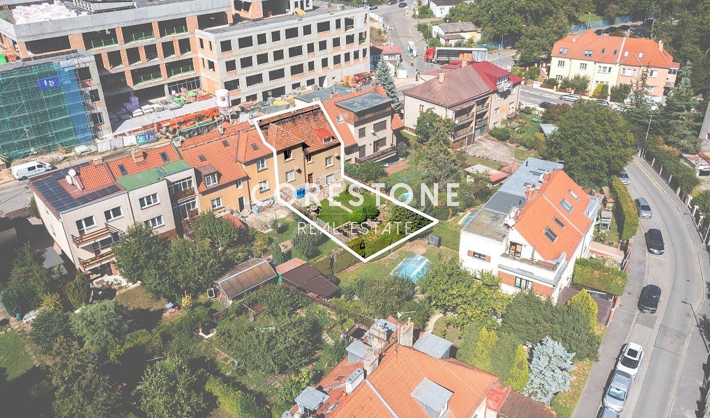 Prodej domu 250 m² s pozemkem 413 m², Praha – náhled fotky 3