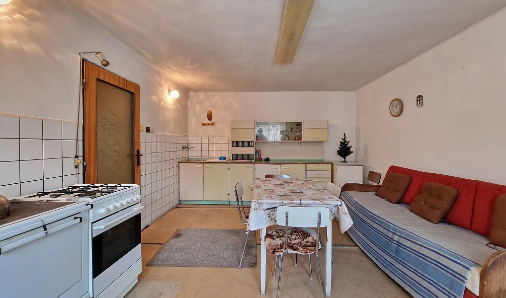 Prodej domu 90 m² s pozemkem 661 m², Uzeničky – náhled fotky 13