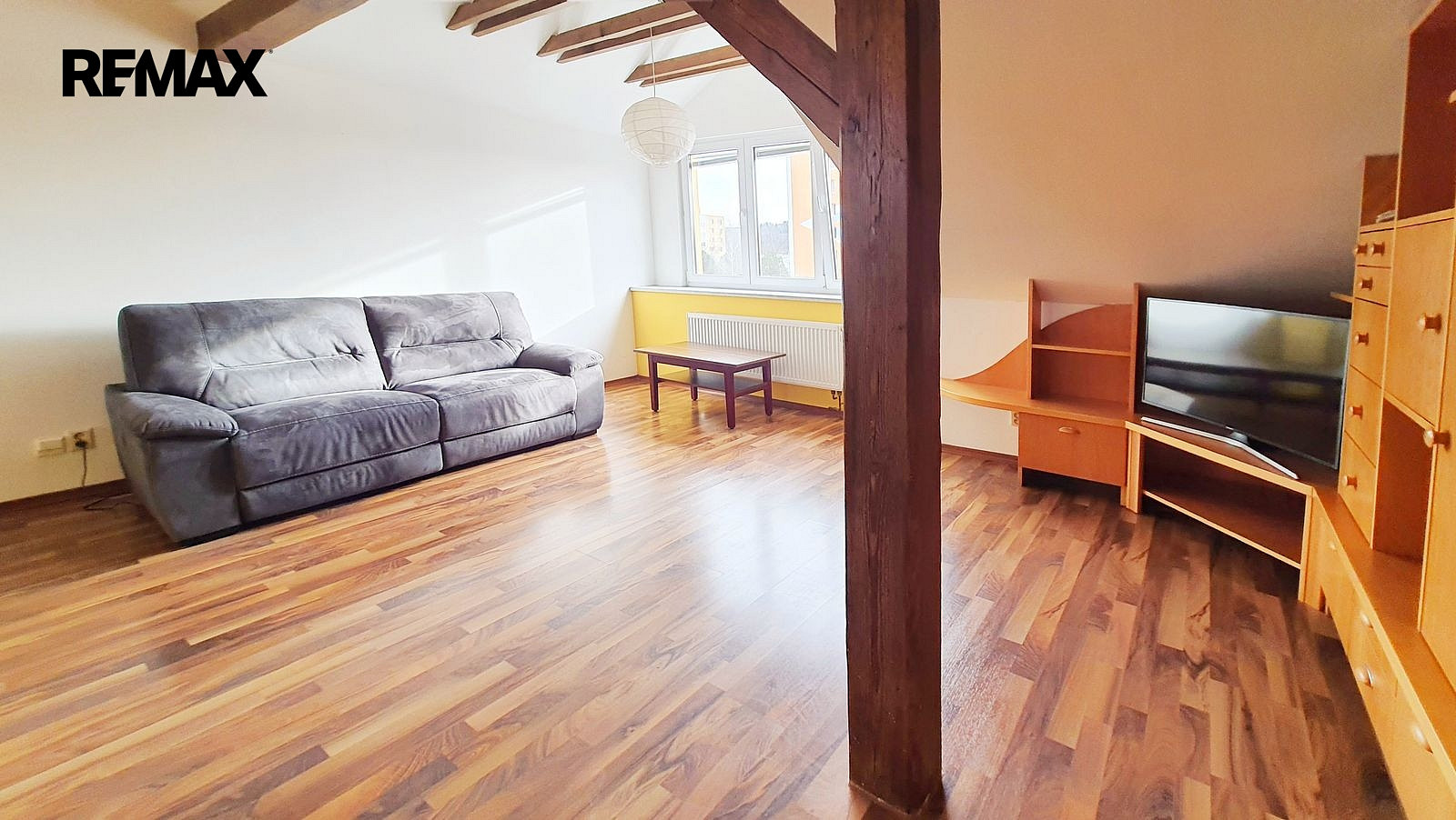 Pronájem bytu 2+kk 59 m² – pohled 4