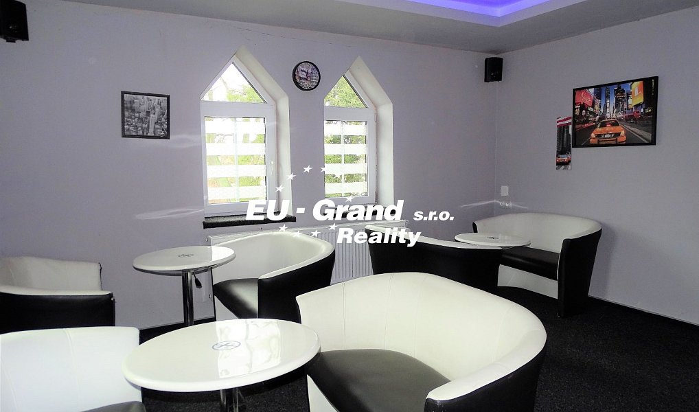Prodej domu 325 m² s pozemkem 528 m², Šluknov – náhled fotky 15