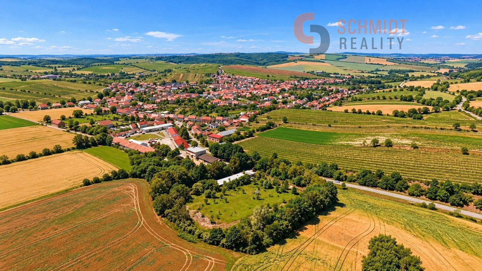 Prodej komerčního pozemku 11 006 m² – fotografie 2