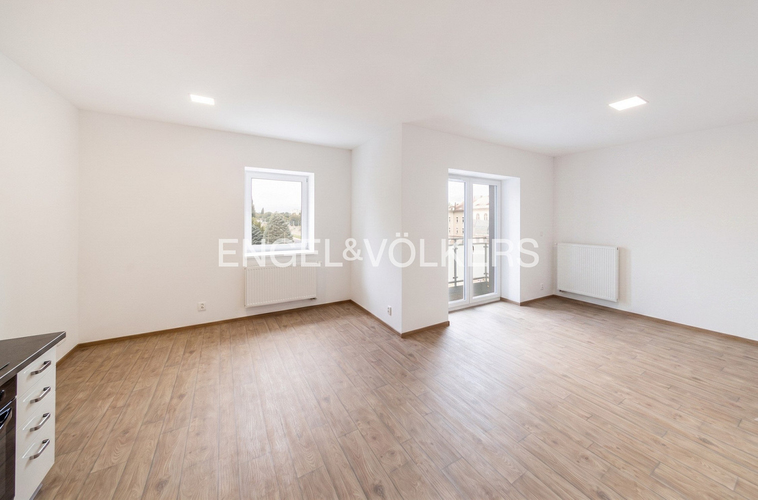 Pronájem bytu 1+kk 42 m²