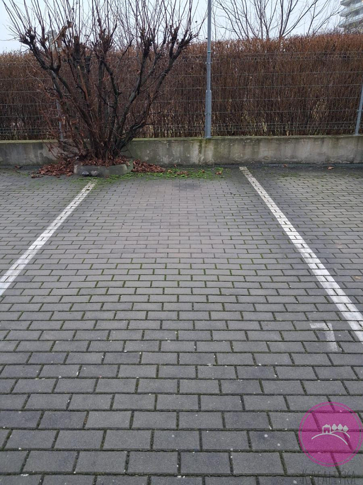 Pronájem parkovacího stání na ulici Jeremiášova – fotografie 3