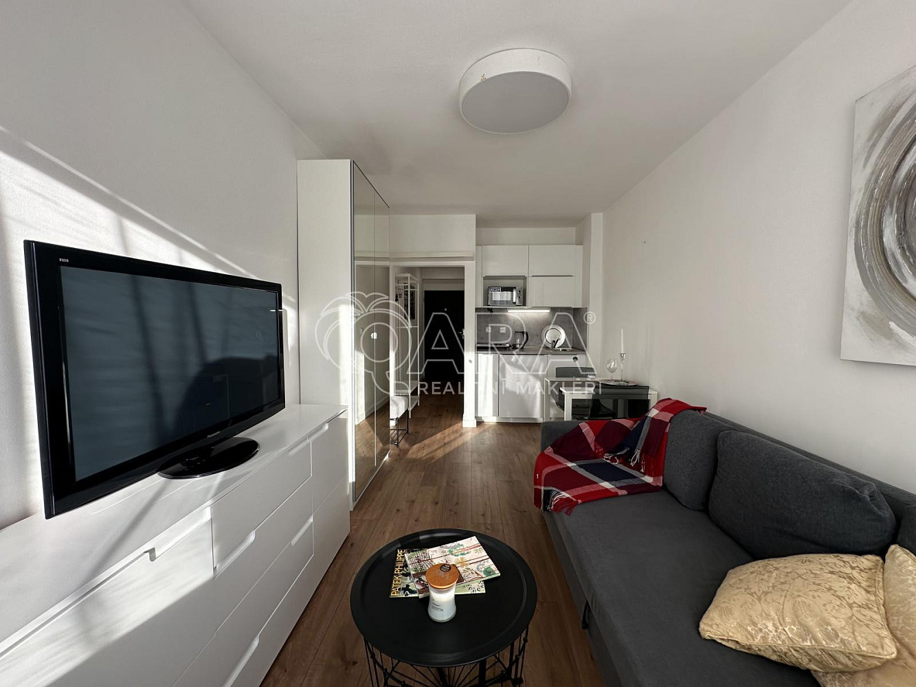 Pronájem bytu 1+kk 23 m² – fotografie 5