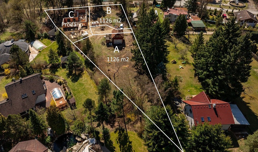 Prodej stavebního pozemku 1 126 m², Kamenice – náhled fotky 3
