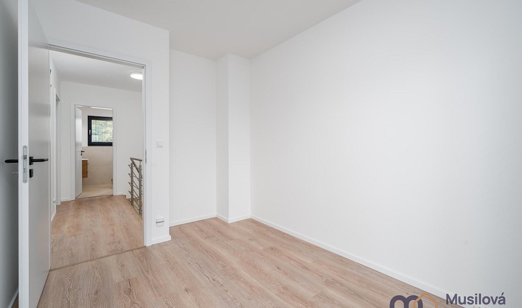 Pronájem domu 92 m² s pozemkem 300 m², Újezdeček – náhled fotky 7