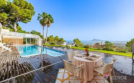 Prodej domu 1 040 m² s pozemkem 3 372 m², Altea, Španělsko