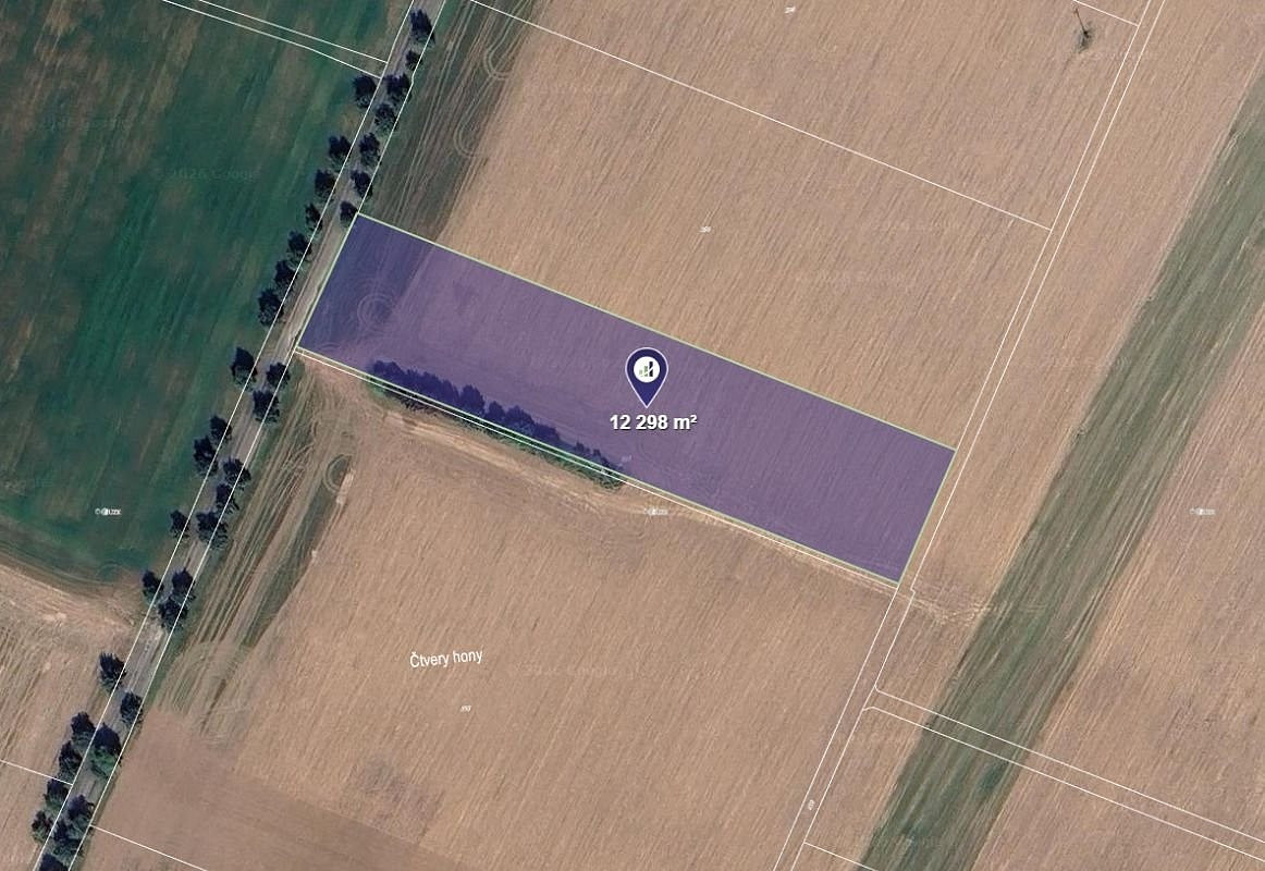 Prodej pole 2 276 m²