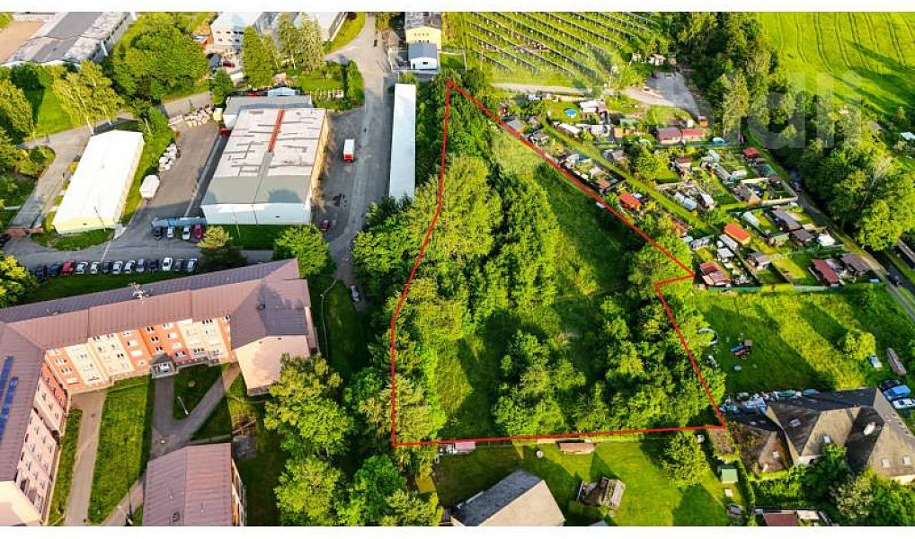 Prodej stavebního pozemku 5 217 m², Strašice – náhled fotky 8