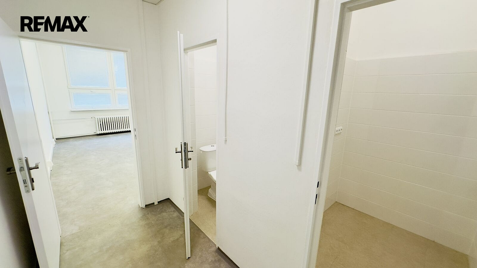 Pronájem kanceláře 100 m² – fotografie 5
