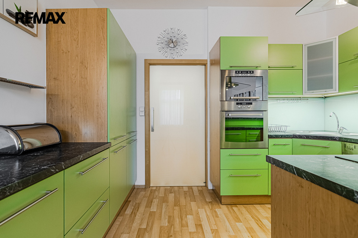 Pronájem bytu 2+kk 59 m² — photo 4