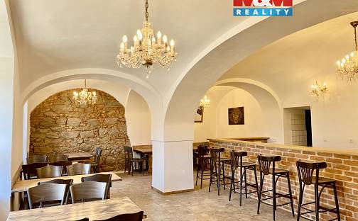 Pronájem restaurace 300 m², náměstí Míru, Blatná, okres Strakonice