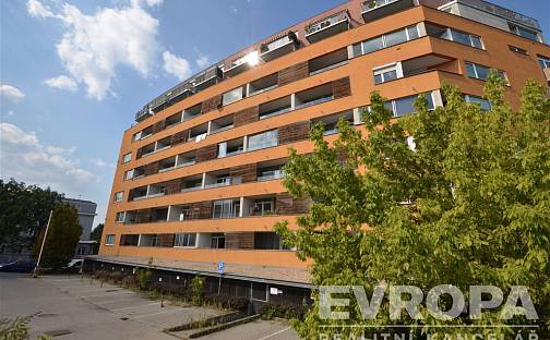 Pronájem bytu 2+kk 63 m², Skloněná, Praha 9 - Vysočany, okres Praha