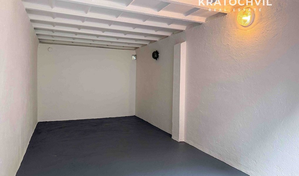 Prodej samostatné garáže 15 m2 Praha 5, Smíchov, ulice U Blaženky, Praha – náhled fotky 2