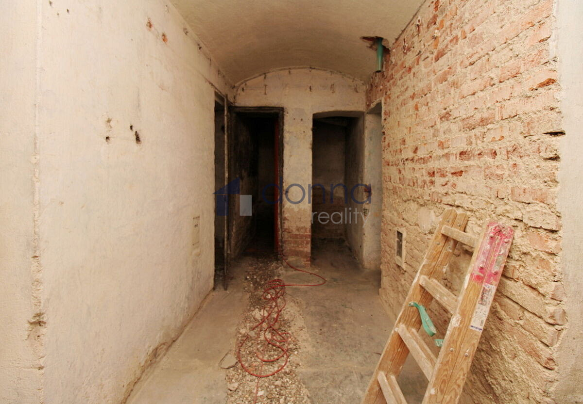 Pronájem obchodních prostor 83 m² – fotografie 4