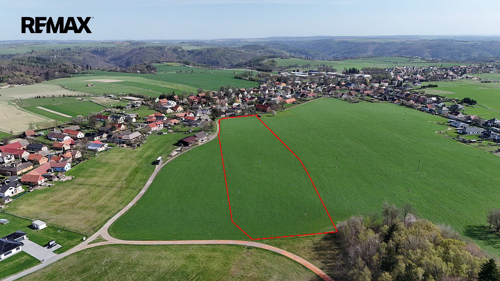 Prodej stavebního pozemku 24 002 m²
