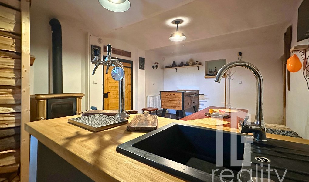 Prodej domu 211 m² s pozemkem 1 458 m², Klíny – náhled fotky 11
