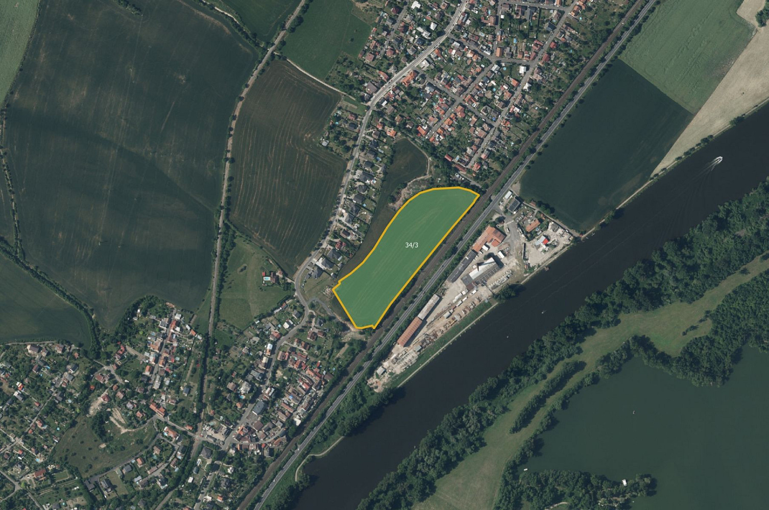 Prodej pole 30 499 m²