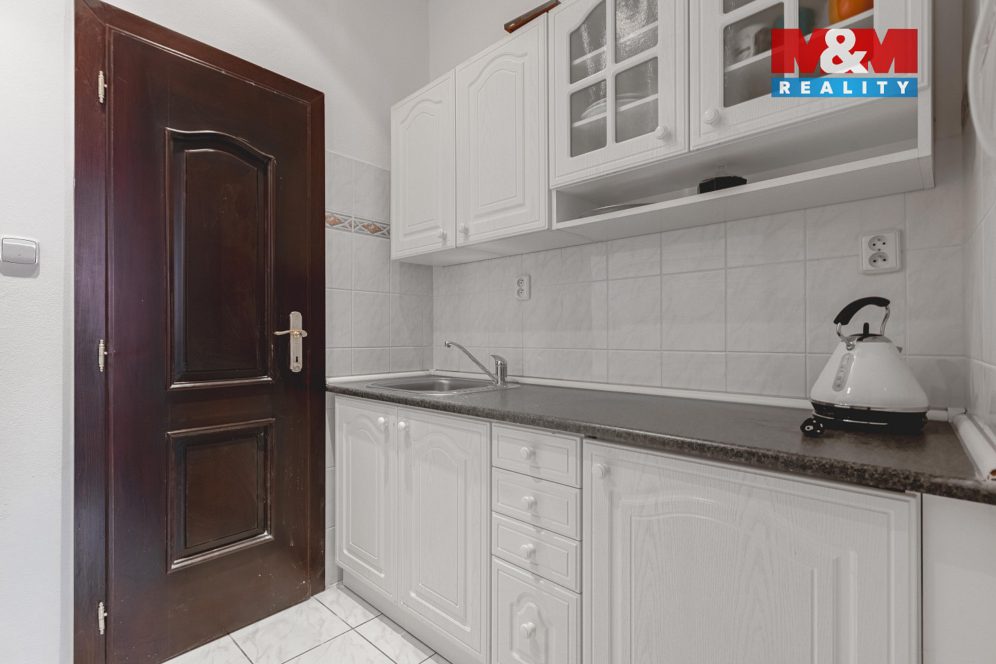 Pronájem kanceláře 66 m² – fotografie 3