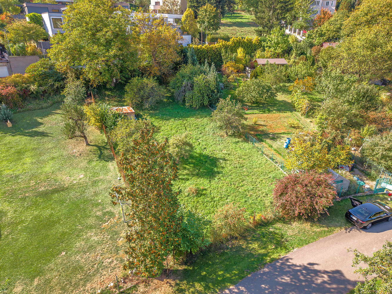 Prodej stavebního pozemku 758 m² – fotografie 2