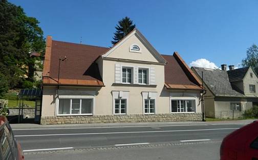 Pronájem domu 230 m² s pozemkem 530 m², Lipovská, Jeseník