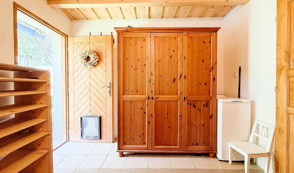 Prodej domu 117 m² s pozemkem 1 375 m², Karle – náhled fotky 11