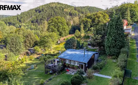 Prodej stavebního pozemku 1 439 m², Karlovy Vary