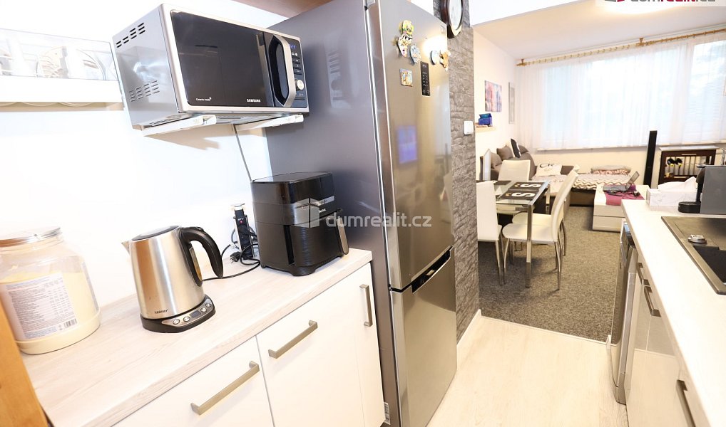 Prodej bytu 3+1 64 m², Praha – náhled fotky 2