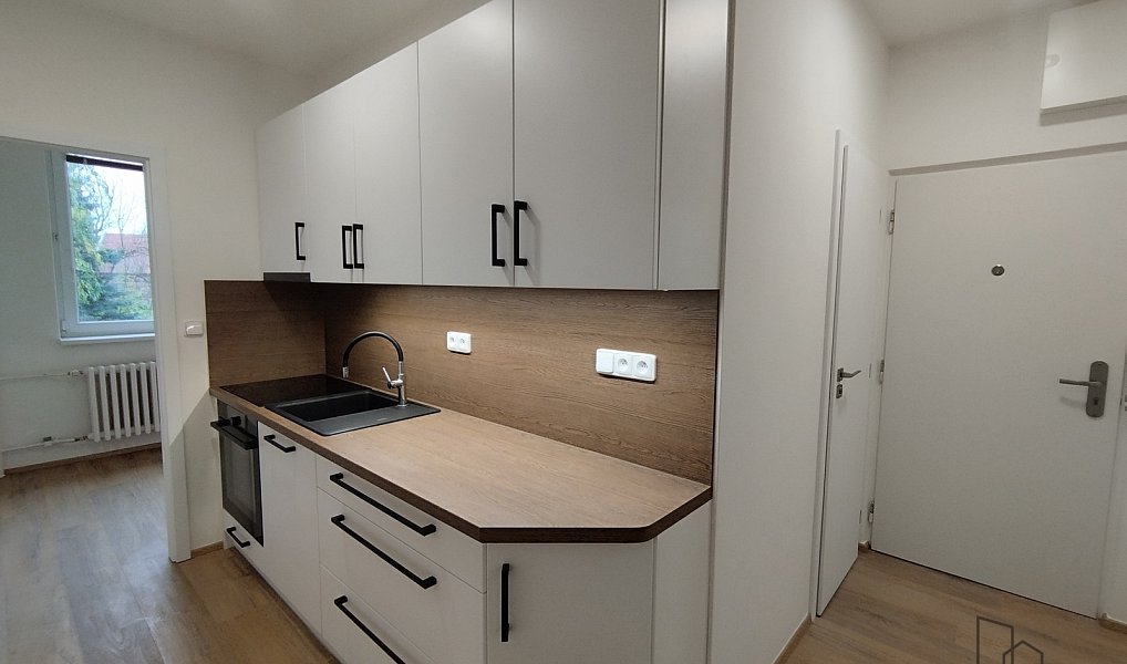 Pronájem bytu 2+kk 38 m², Holešov – náhled fotky 5