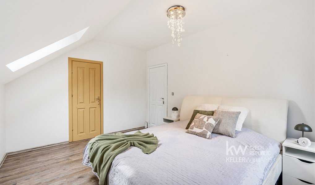 Prodej domu 121 m² s pozemkem 388 m², Hostivice – náhled fotky 24