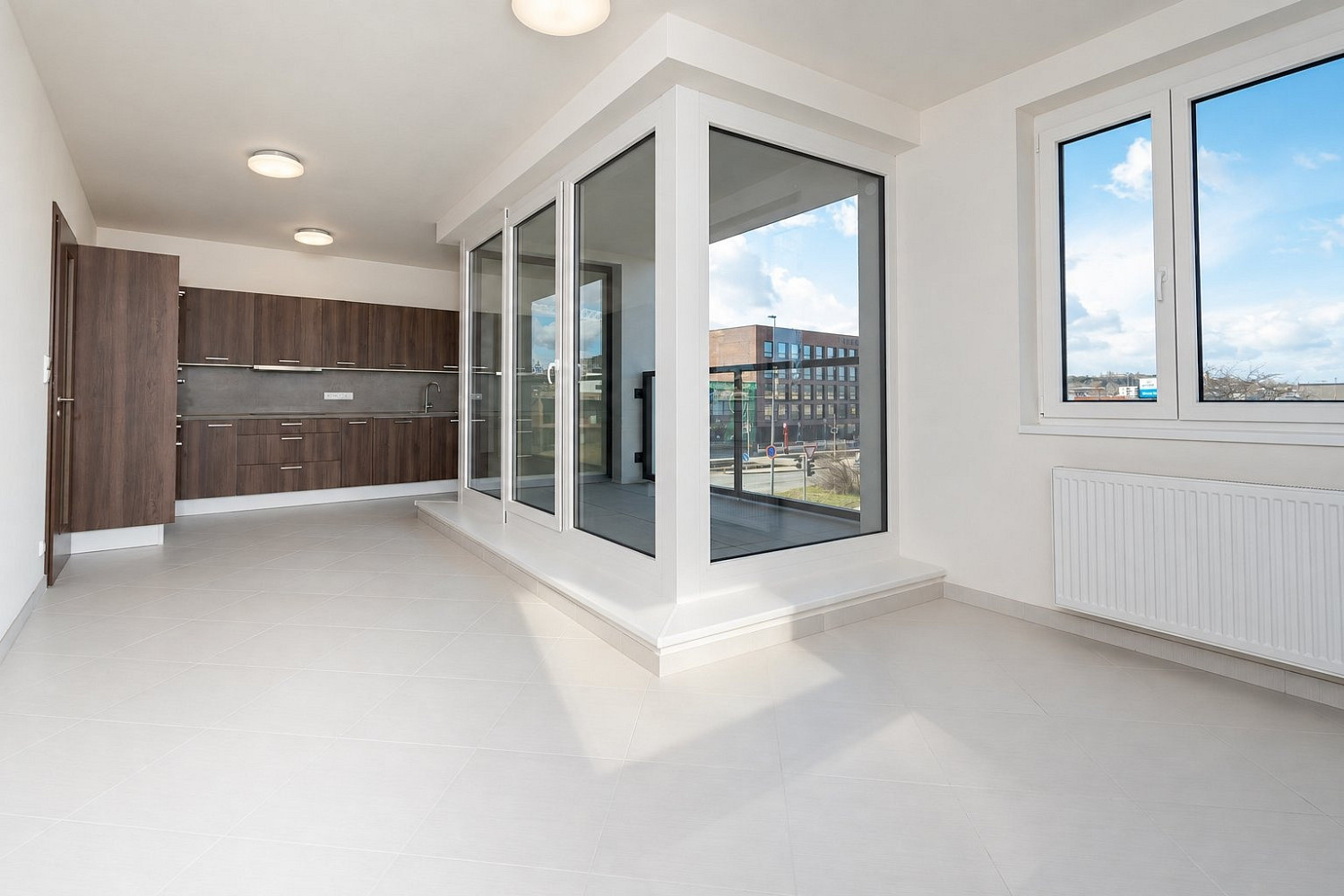 Pronájem bytu 2+kk 53 m² – fotografie 2