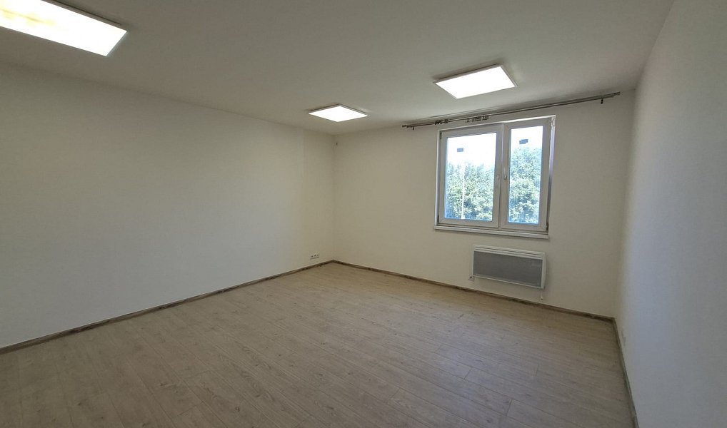 Pronájem komerčního objektu (jiného typu) 474 m², Horní Suchá – náhled fotky 11