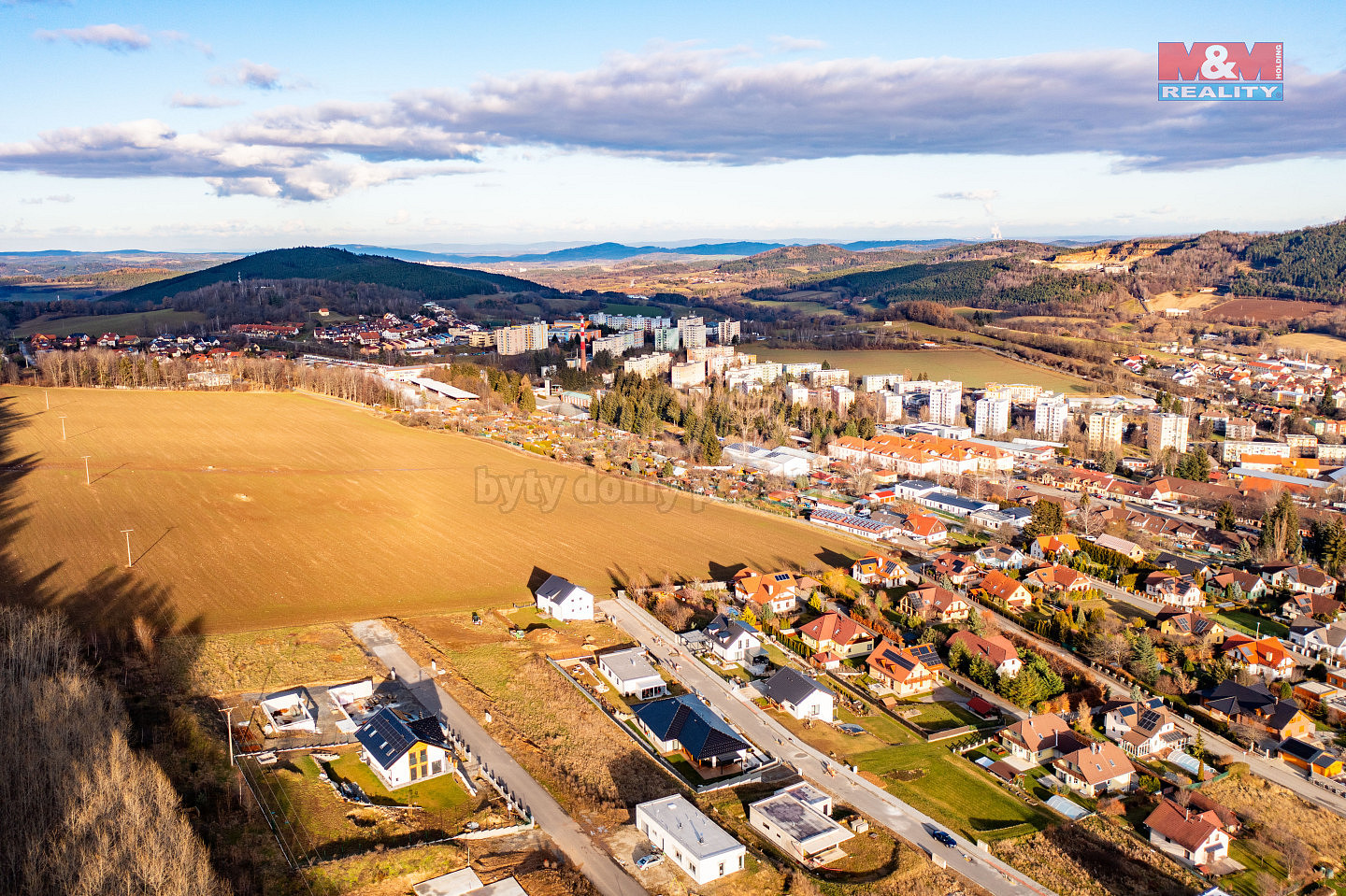 Prodej stavebního pozemku 1 542 m² – pohled 4