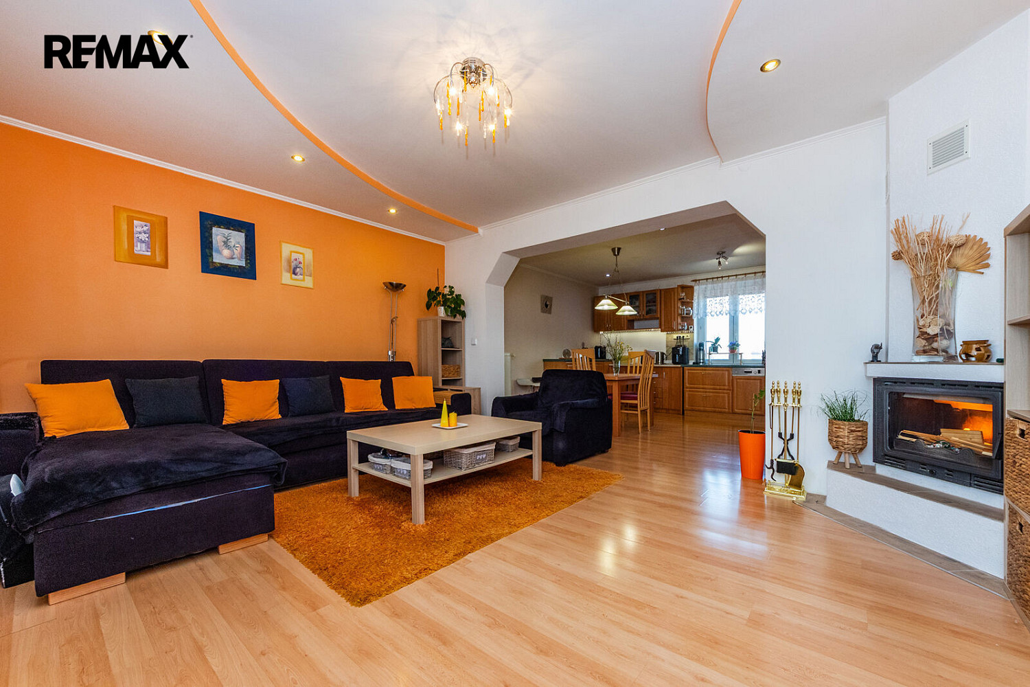 Prodej domu 309 m² s pozemkem 854 m² – fotografie 2