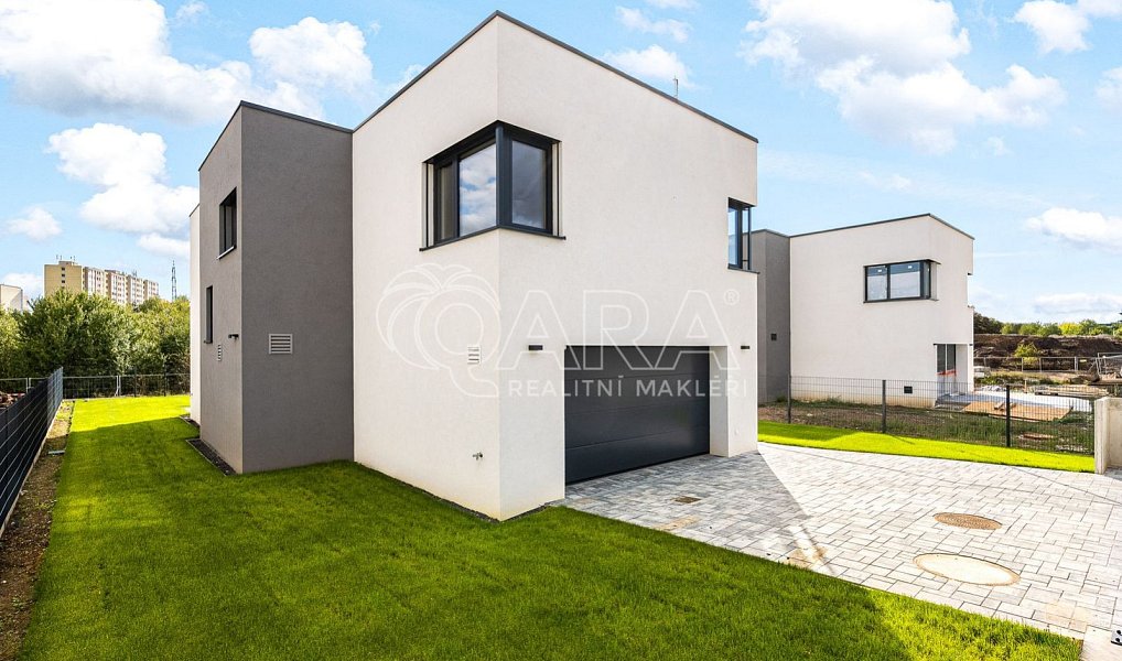 Prodej domu 288 m² s pozemkem 687 m², Praha – náhled fotky 25