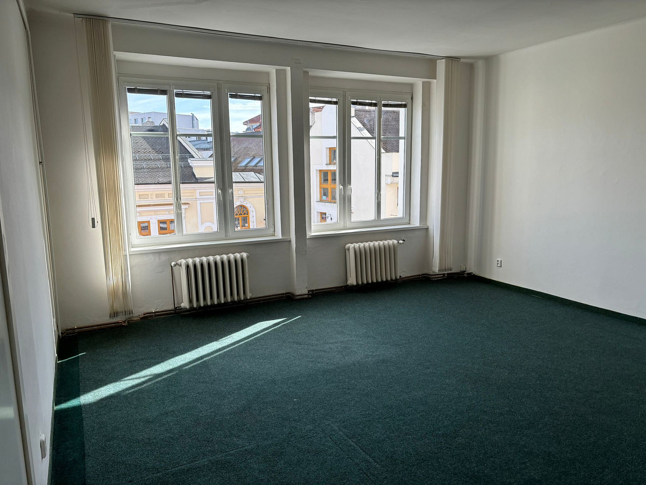 Pronájem bytu 1+1 66 m² – fotografie 5