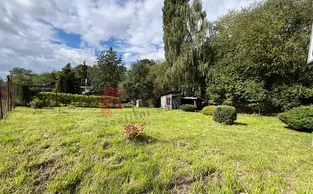 Pronájem zahrady 395 m², Benešov