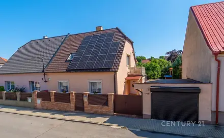 Prodej domu 145 m² s pozemkem 312 m², Opuková, Kladno - Kročehlavy