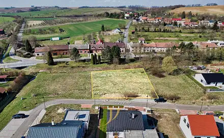 Prodej stavebního pozemku 1 299 m², Hradčany, okres Přerov