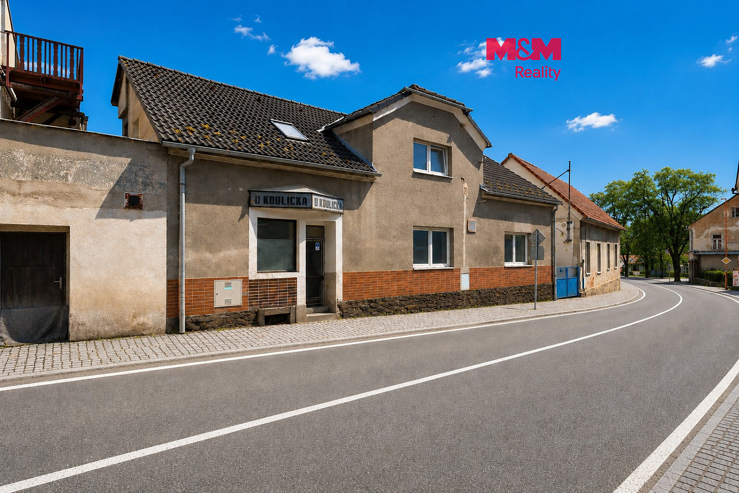 Prodej domu 250 m² s pozemkem 234 m²